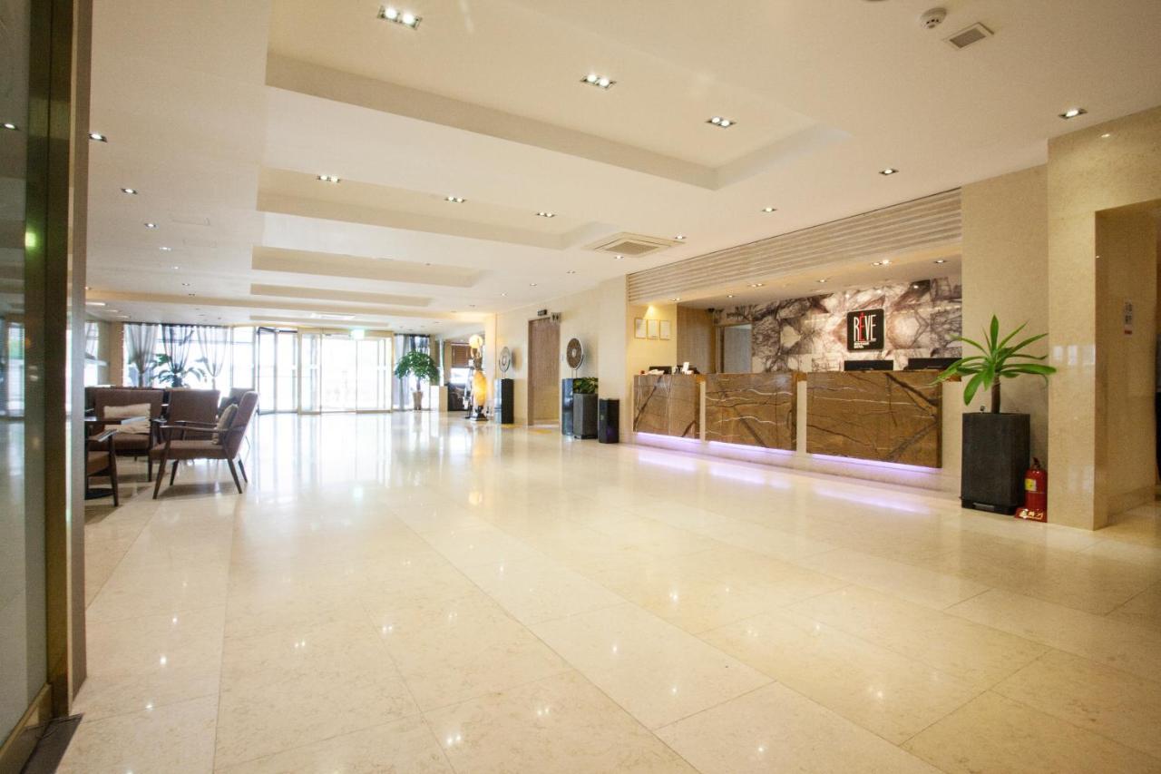 Suwon Reve Hotel Bagian luar foto