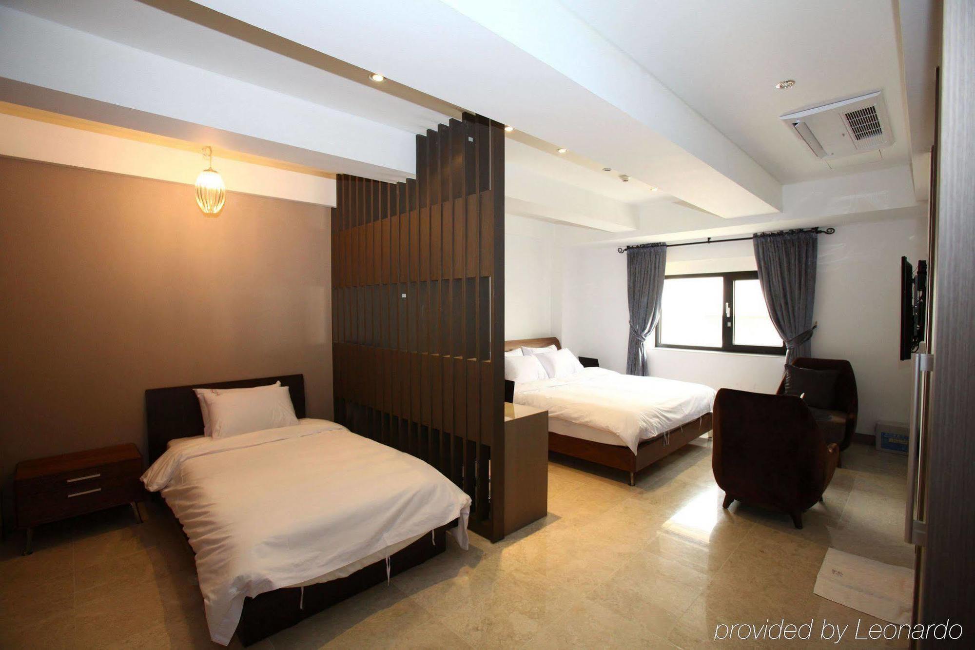 Suwon Reve Hotel Ruang foto