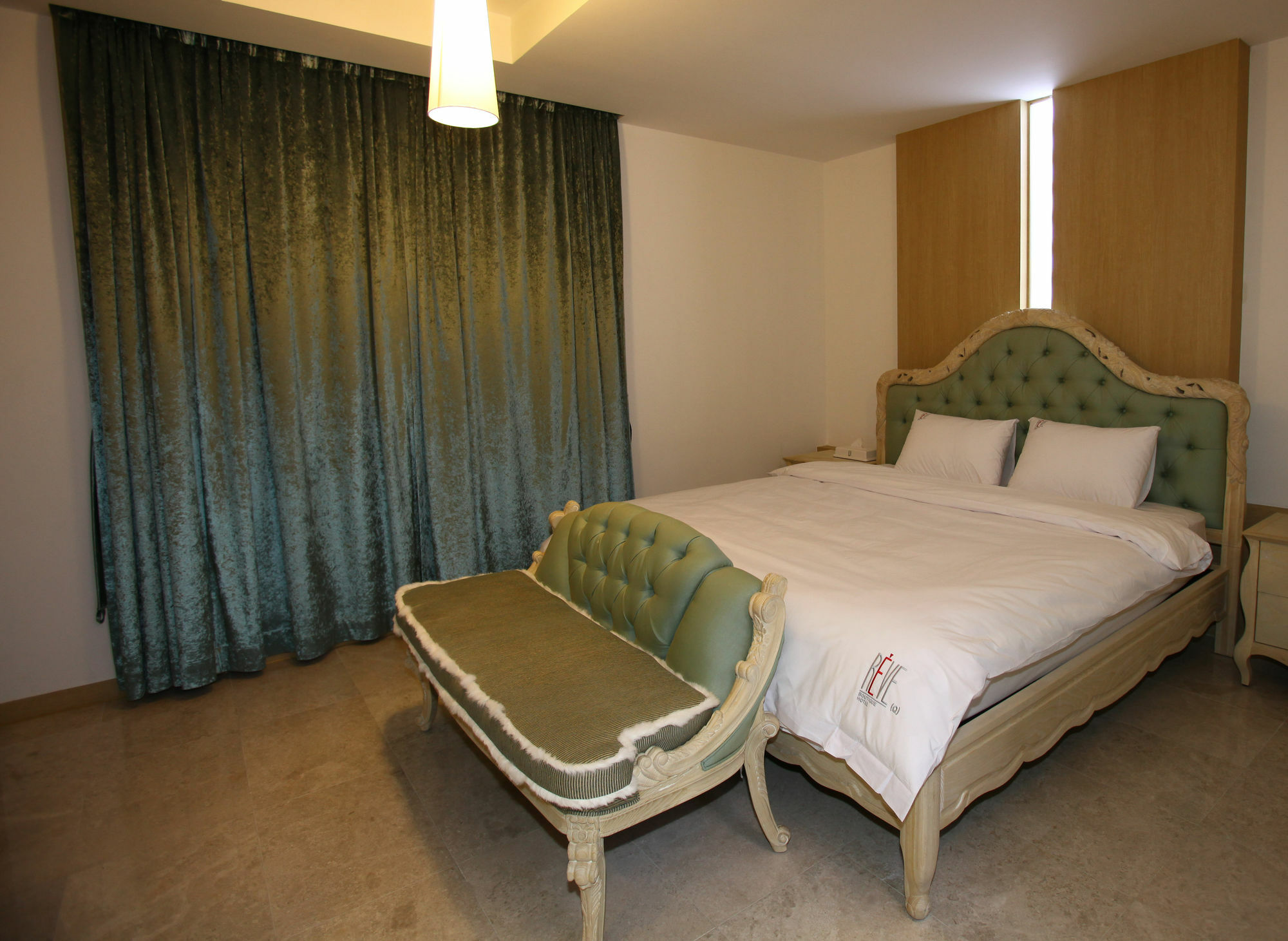 Suwon Reve Hotel Bagian luar foto